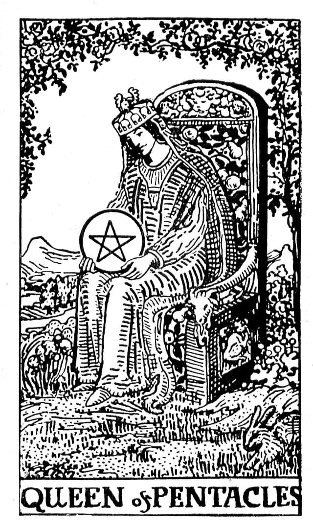 Rider Waite Deck - Queen of Pentacles